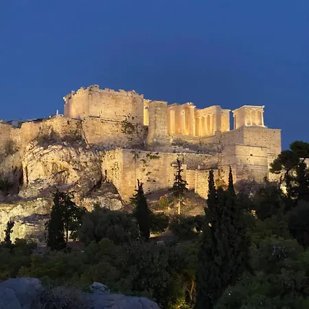 Anna Under Acropolis *